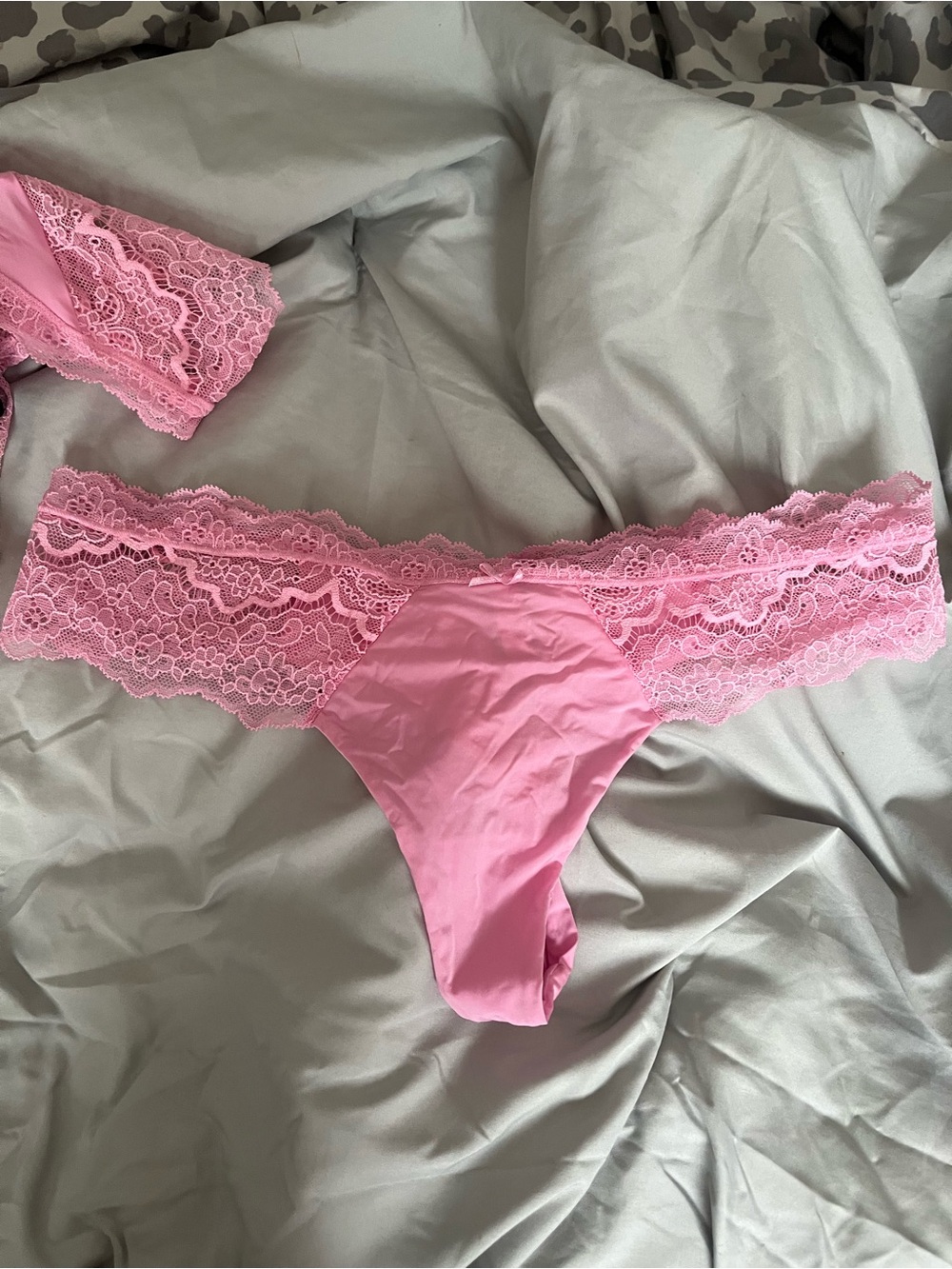 Victoria’s Secret Thong Size Large